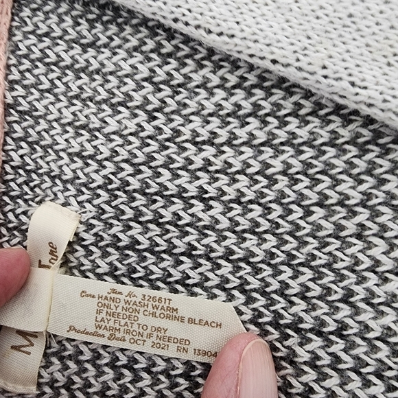 Matilda Jane Plaid Gray/white Button Up Long Cardigan Size XS - Picture 10 of 10